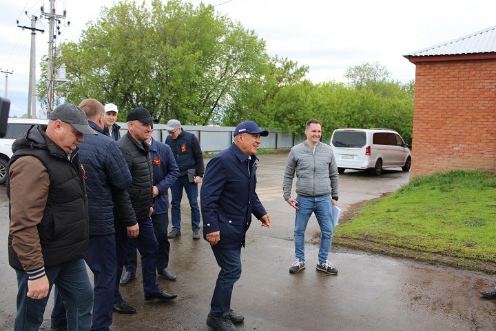 Раис Татарстана посетил Новошешминский  район