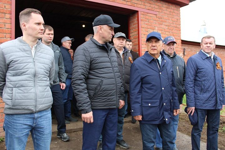 Раис Татарстана посетил Новошешминский  район