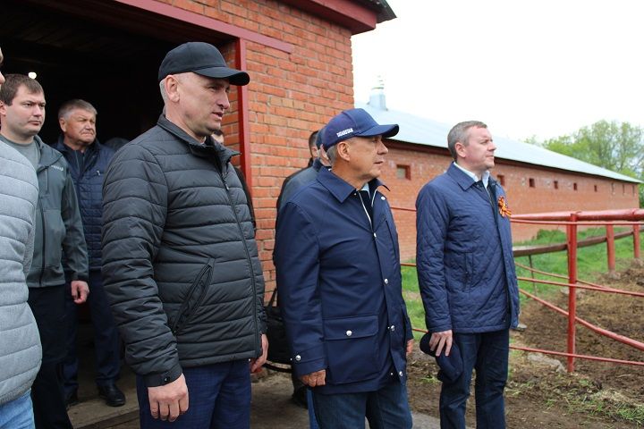 Раис Татарстана посетил Новошешминский  район