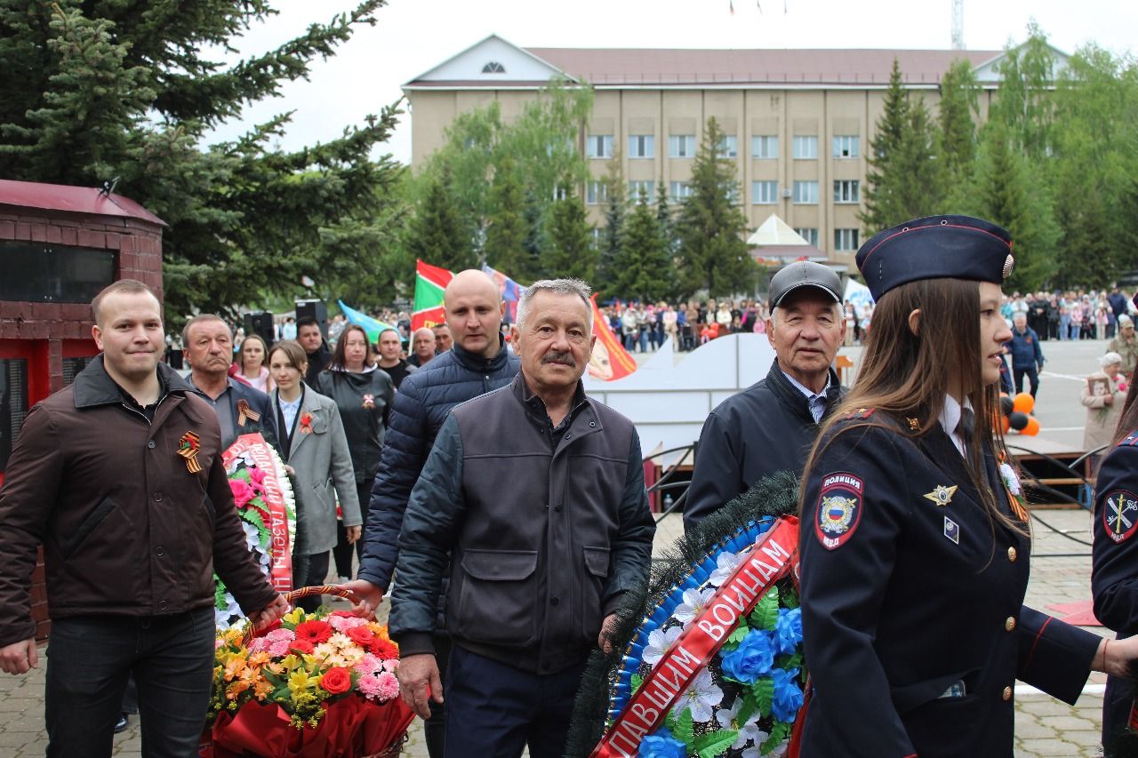 Новошешминцы празднуют 80-летие Великой Победы (фоторепортаж)