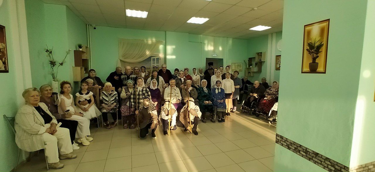 Воскресная школа выступила с концертом в Новошешминском доме-интернате