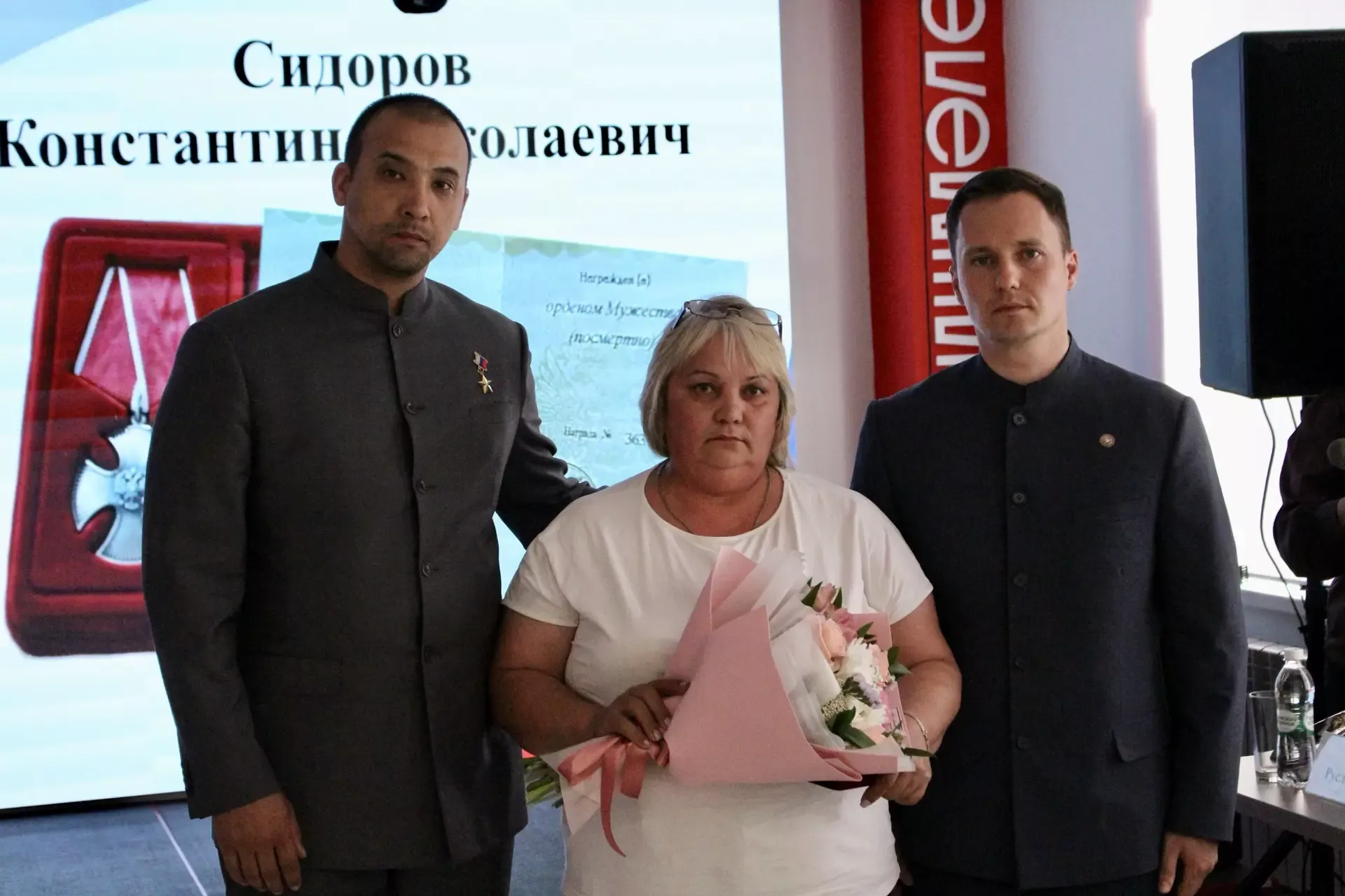 В Новошешминске почтили память героев и вручили юным жителям первые паспорта