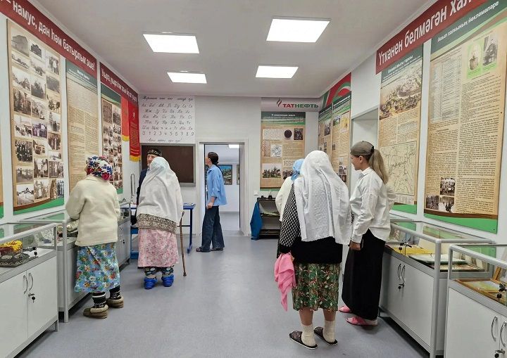 Шахмай музеенда сугыш чоры балалары белән очрашу уздырдылар