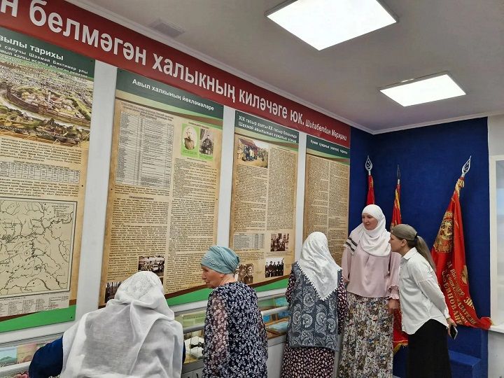 Шахмай музеенда сугыш чоры балалары белән очрашу уздырдылар