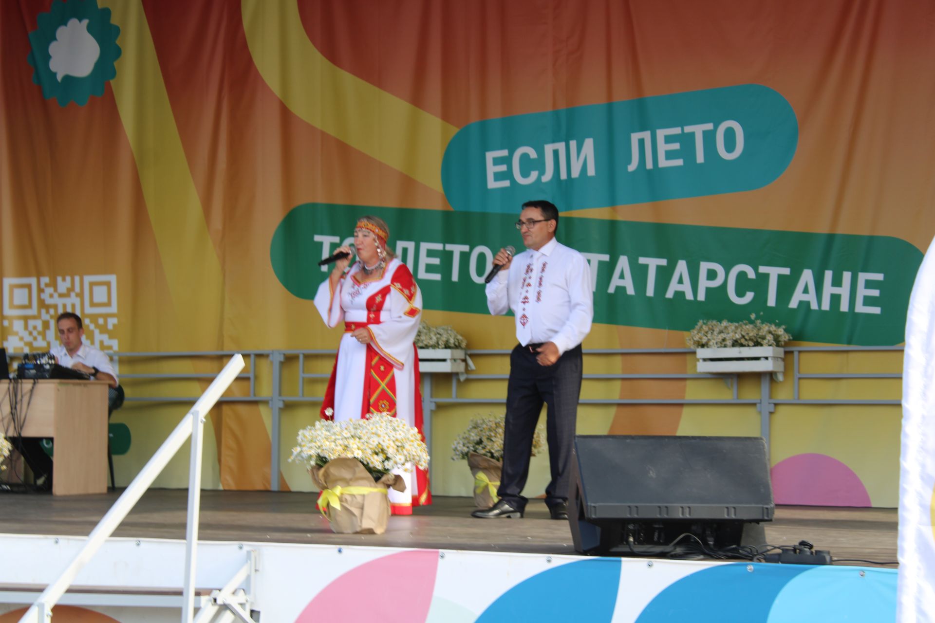 В Новошешминском парке культуры и отдыха отметили День семьи (фоторепортаж)