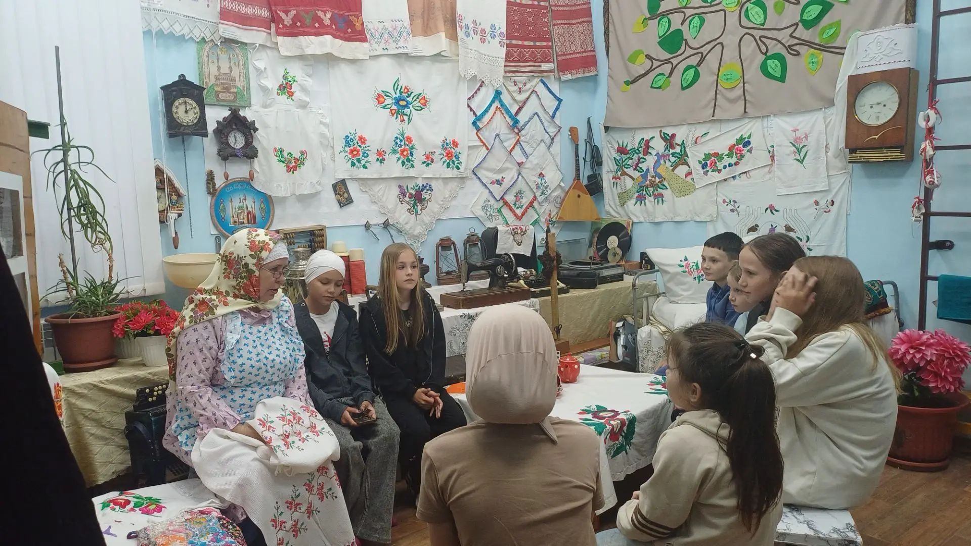 «Бабушкин сундук» открыл свои тайны!