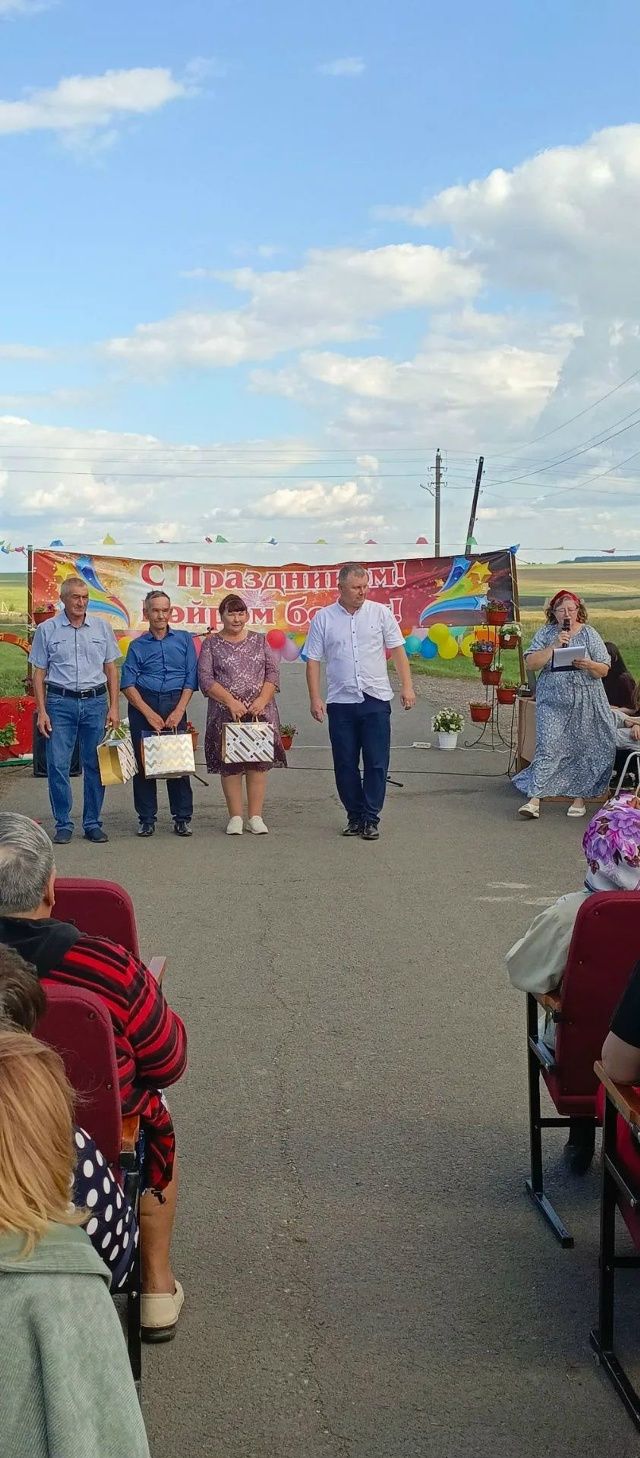 На территории Лебедкинского клуба прошёл праздник «День деревни - Сердцу милый уголок»