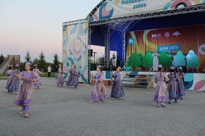 Заслуженные награды, яркий концерт и праздничный салют