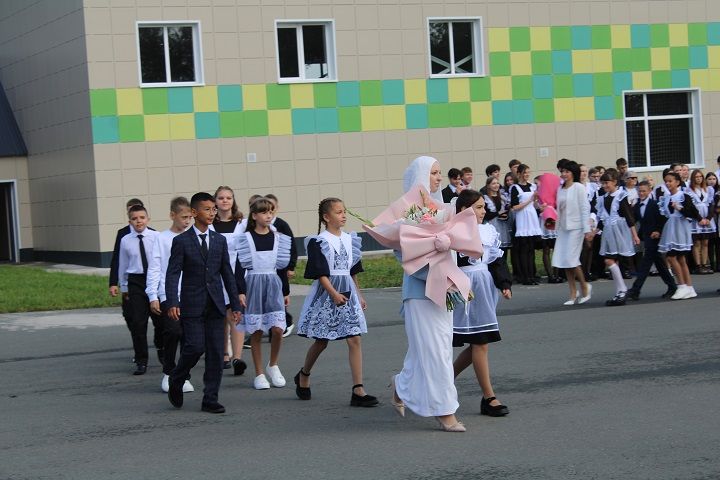 «Первое сентября – 2026» в Новошешминской гимназии (фоторепортаж)
