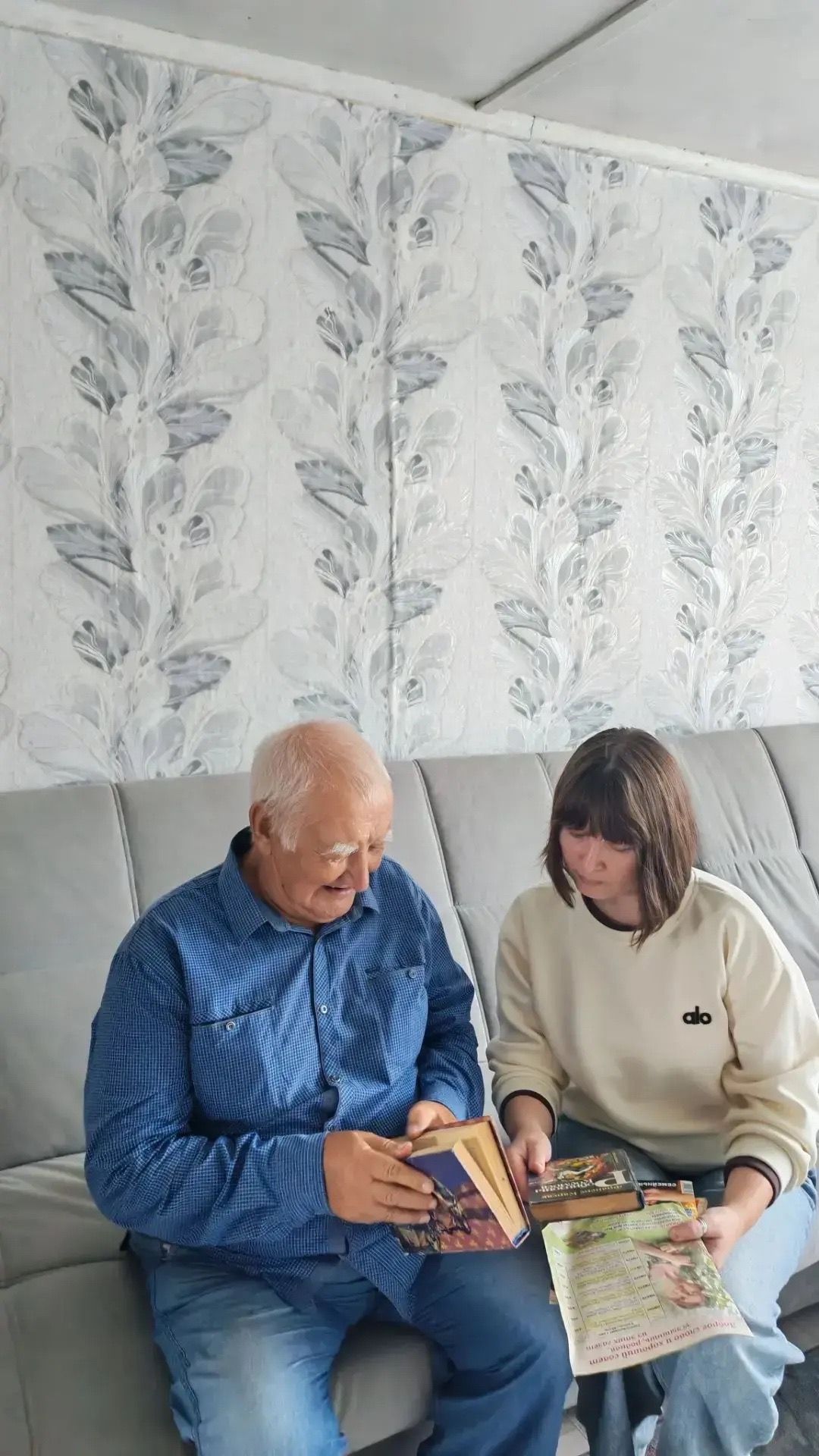 Библиотекари продолжают надомное обслуживание читателей