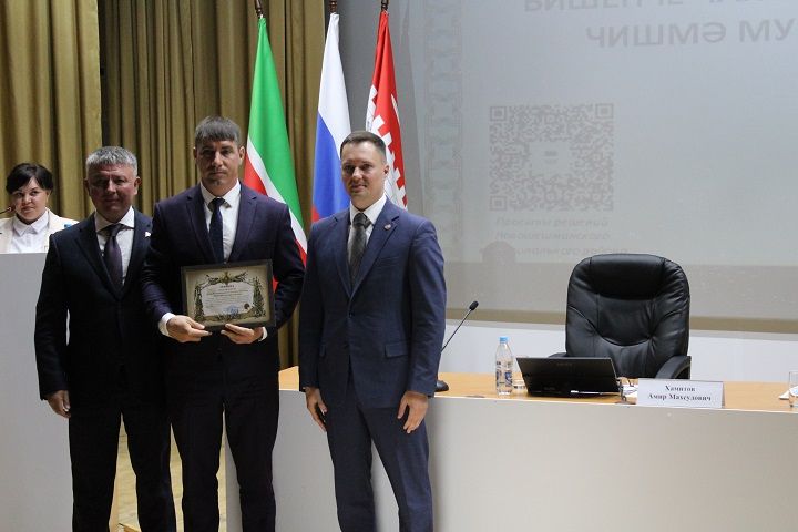 На заседании Совета района наградили достойных новошешминцев (фоторепортаж)