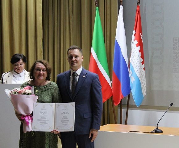 На заседании Совета района наградили достойных новошешминцев (фоторепортаж)