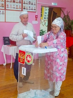 Ближе к обеду проголосовали более 8500 новошешминцев