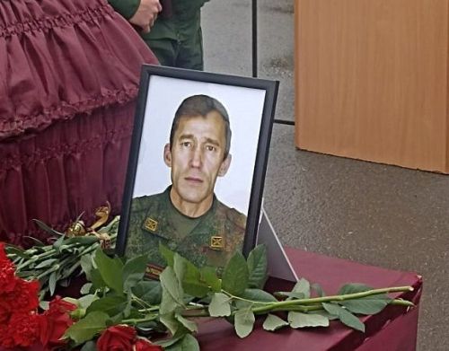 В селе Азеево проводили в последний путь погибшего в зоне СВО земляка