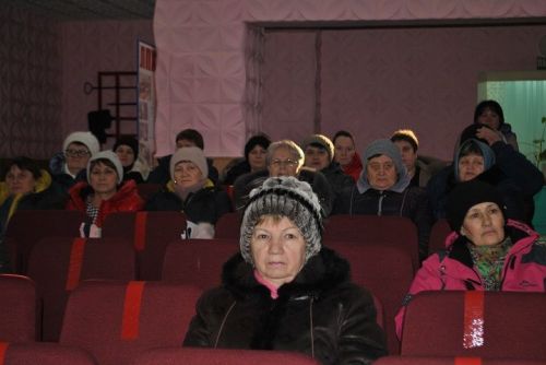 Почему после отчета главы СП у жителей села не было к нему вопросов?