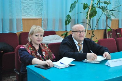 Почему после отчета главы СП у жителей села не было к нему вопросов?
