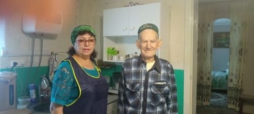 Социальный работник Миляуша Гатауллина на уход за подопечными времени не жалеет