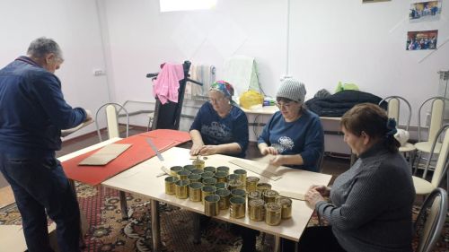 Своих не бросаем