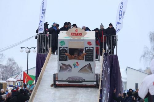 Новошешминцы  удивили всех на фестивале креативных санок в Мамадыше