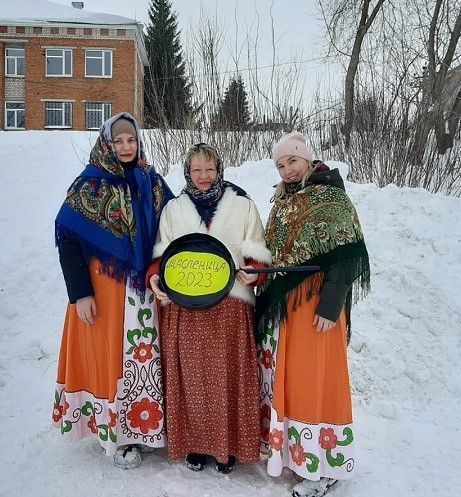 Проводы зимы на стадионе в Утяшкино