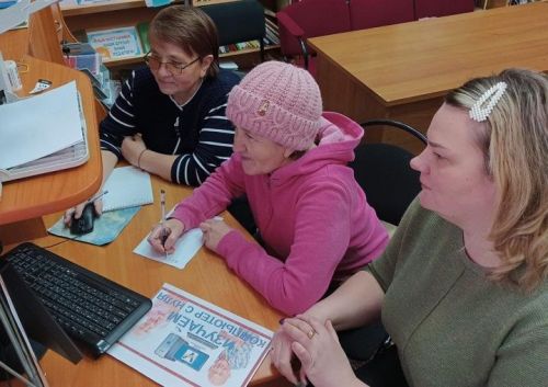 В Ленинском СДК провели час финансовой грамотности