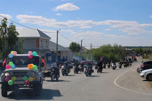 В Новошешминске отметили День Победы (фоторепортаж)