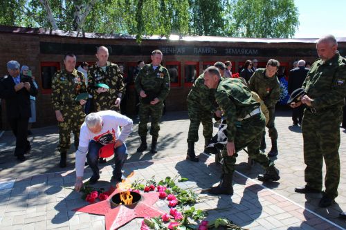В Новошешминске отметили День Победы (фоторепортаж)