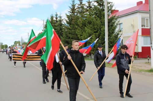 В Новошешминске отметили День Победы (фоторепортаж)