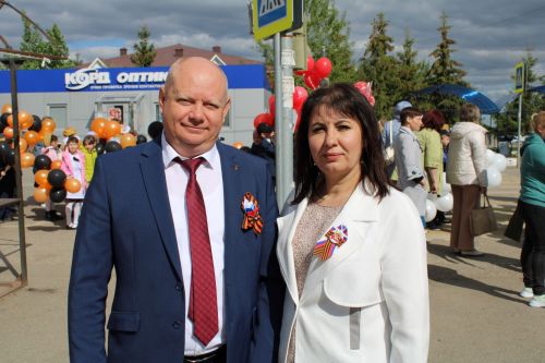 В Новошешминске отметили День Победы (фоторепортаж)