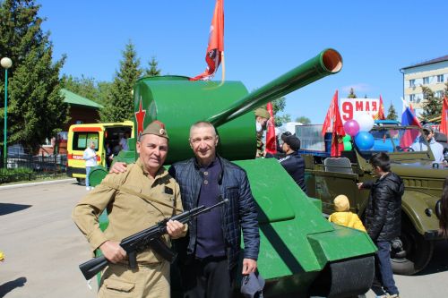 В Новошешминске отметили День Победы (фоторепортаж)