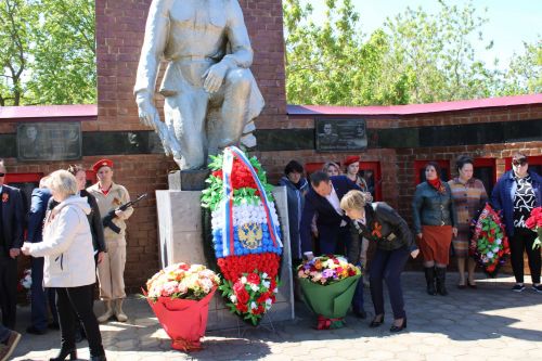 В Новошешминске отметили День Победы (фоторепортаж)