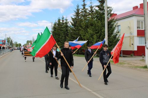 В Новошешминске отметили День Победы (фоторепортаж)