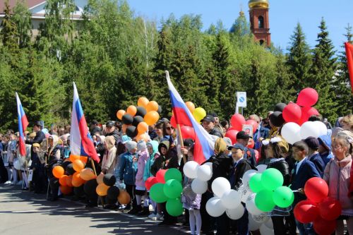 В Новошешминске отметили День Победы (фоторепортаж)