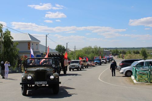 В Новошешминске отметили День Победы (фоторепортаж)