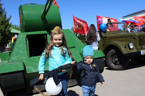 В Новошешминске отметили День Победы (фоторепортаж)
