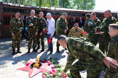 В Новошешминске отметили День Победы (фоторепортаж)