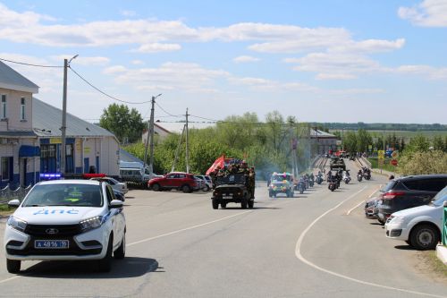 В Новошешминске отметили День Победы (фоторепортаж)