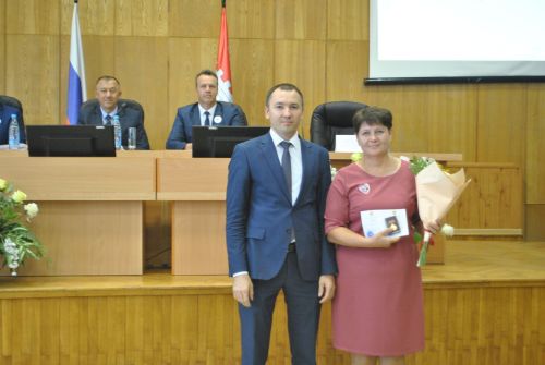 На августовской педконференции наградили лучших педагогов