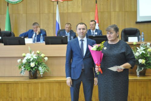 На августовской педконференции наградили лучших педагогов