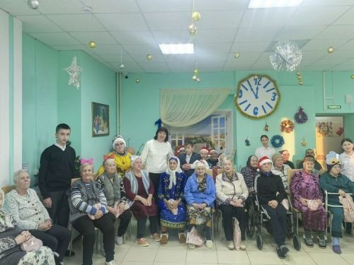 В Новошешминском доме-интернате с новогодними благотворительными акциями побывали гости