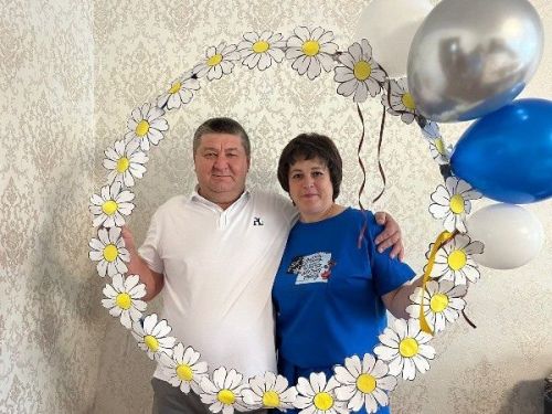 Семья - это главное богатство, тот родник, из которого мы черпаем силы всю жизнь!