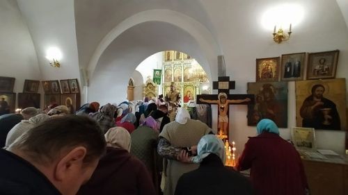 Епископ Чистопольский и Нижнекамский Пахомий совершил богослужение в Новошешминском Троицком храме