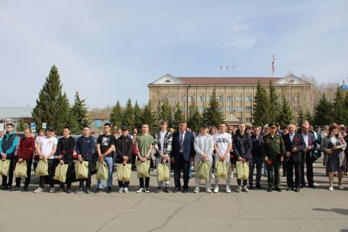 Им суждено служить России