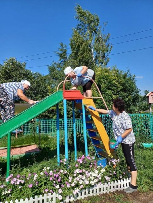 В образовательных учреждениях Новошешминского района полным ходом идёт подготовка к новому учебному году