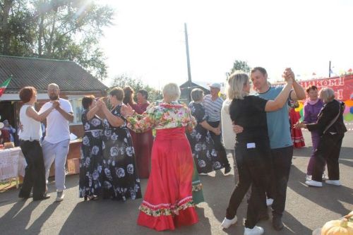 Малые деревни: здесь согреваются сердца (фоторепортаж)