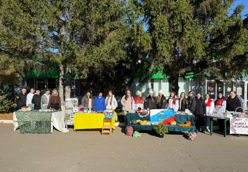 Защитникам Отечества — от всего сердца