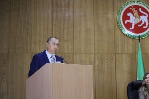 Ринат Фасахов назначен руководителем исполкома Новошешминского муниципального района