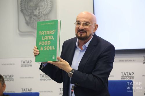Кулинарный «Оскар»: книга о татарской кухне Сталика Ханкишиева признана лучшей в мире