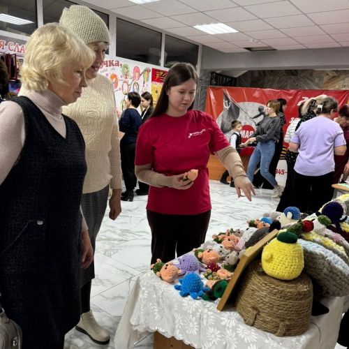 Итоговая выставка клуба вязания «Подари Тепло Русской Души»