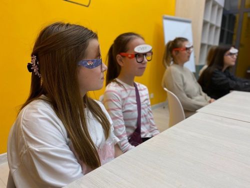 В МЦ «Чишмэле» прошла интеллектуальная игра «Кто я?», приуроченная ко Дню борьбы с коррупцией